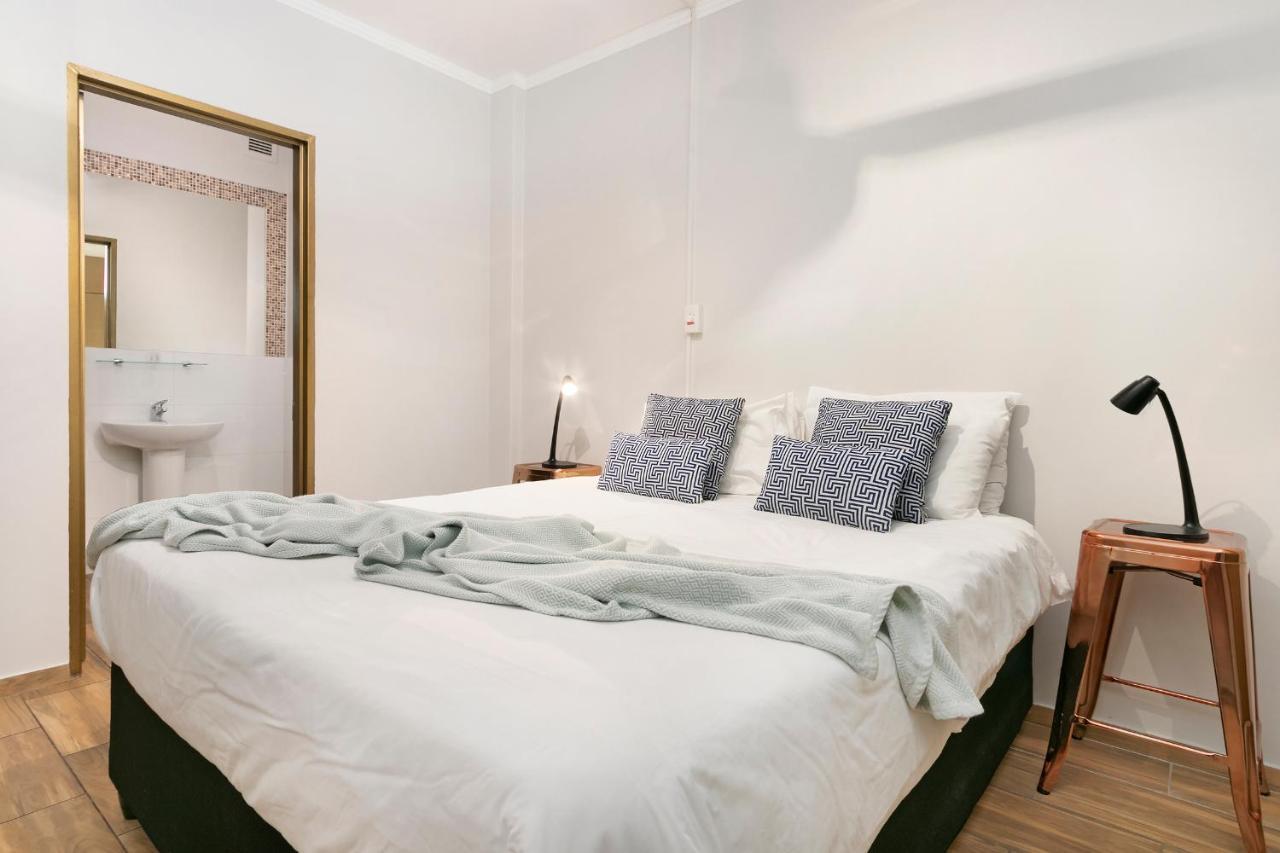 Urban Oasis At The Four Seasons Apartment Cape Town Bagian luar foto