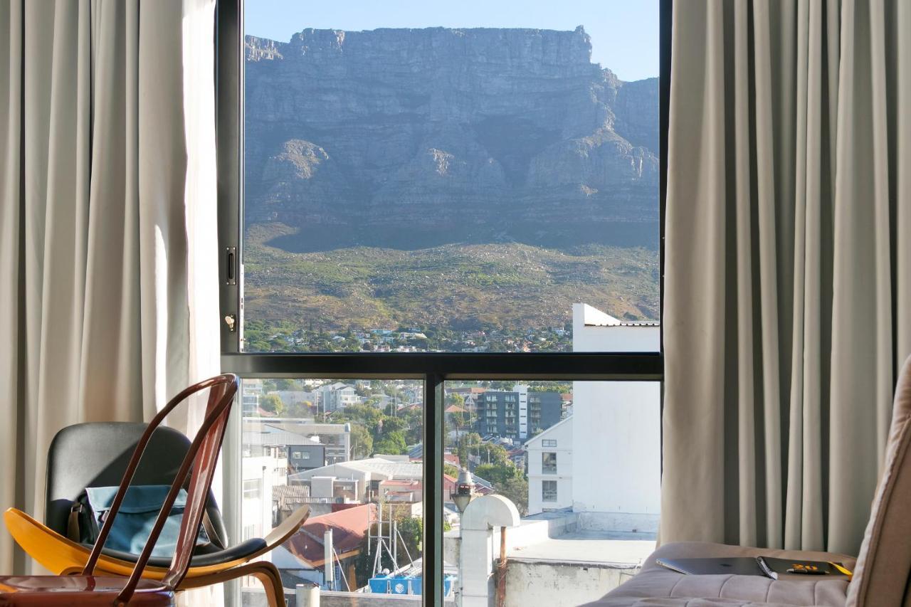 Urban Oasis At The Four Seasons Apartment Cape Town Bagian luar foto